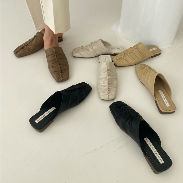 gathered leather flat sandals