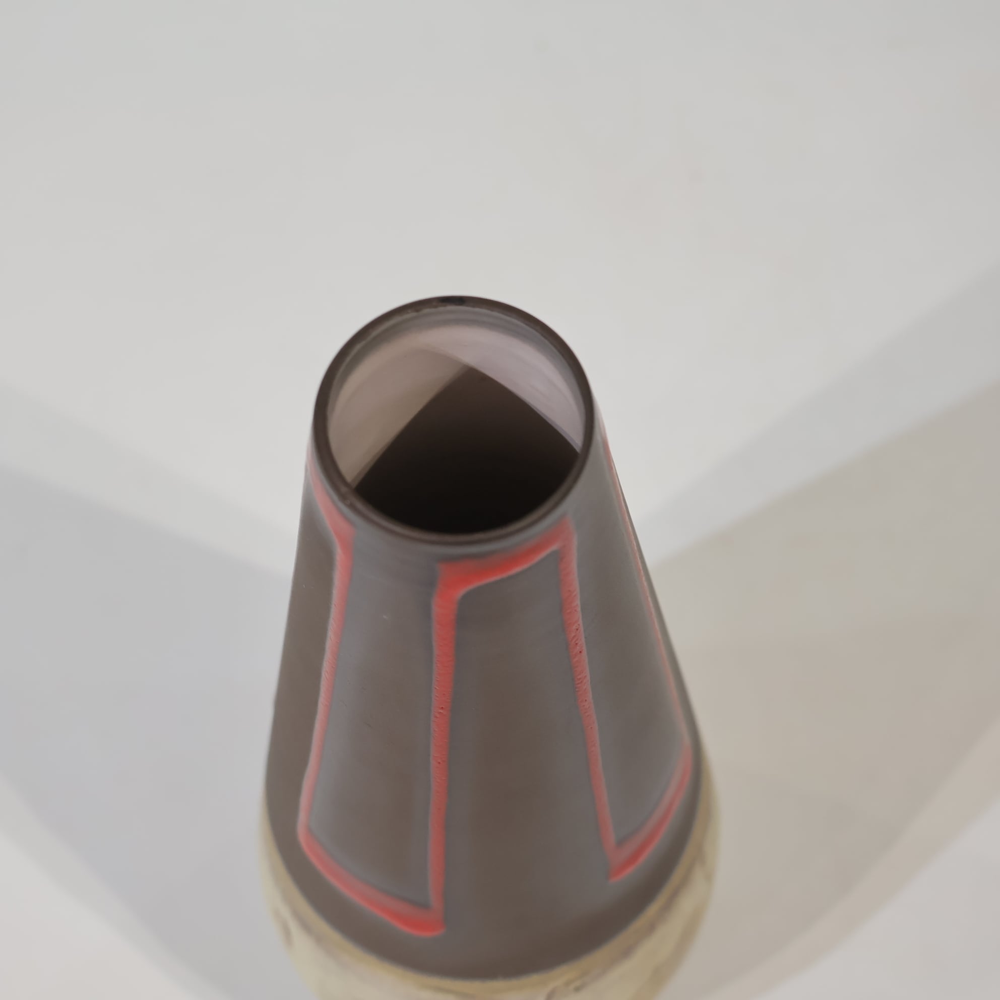 Steuler-- 24.8cm | Fat Lava & German Art Pottery