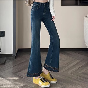 【送料無料】 ワイドパンツ フレア Aライン ロング 刺繍 かわいい 大人可愛い 大人女子 綺麗 シンプル カジュアル 大人 上品 おしゃれ お洒落 こなれ感 ラフ コンサバ 着痩せ レディライク ヘルシー 無地 花柄 オールシーズン 30代 40代 レディース 女性用 ママ デート お出かけ 女子会 お呼ばれ 休日 お茶会 授業参観 着回し 普段使い ファッション コーデ スタイル 楽ちん 体型カバー デイリーユース オーバーシルエット 垢抜け 動きやすい ブルー 大人カラー