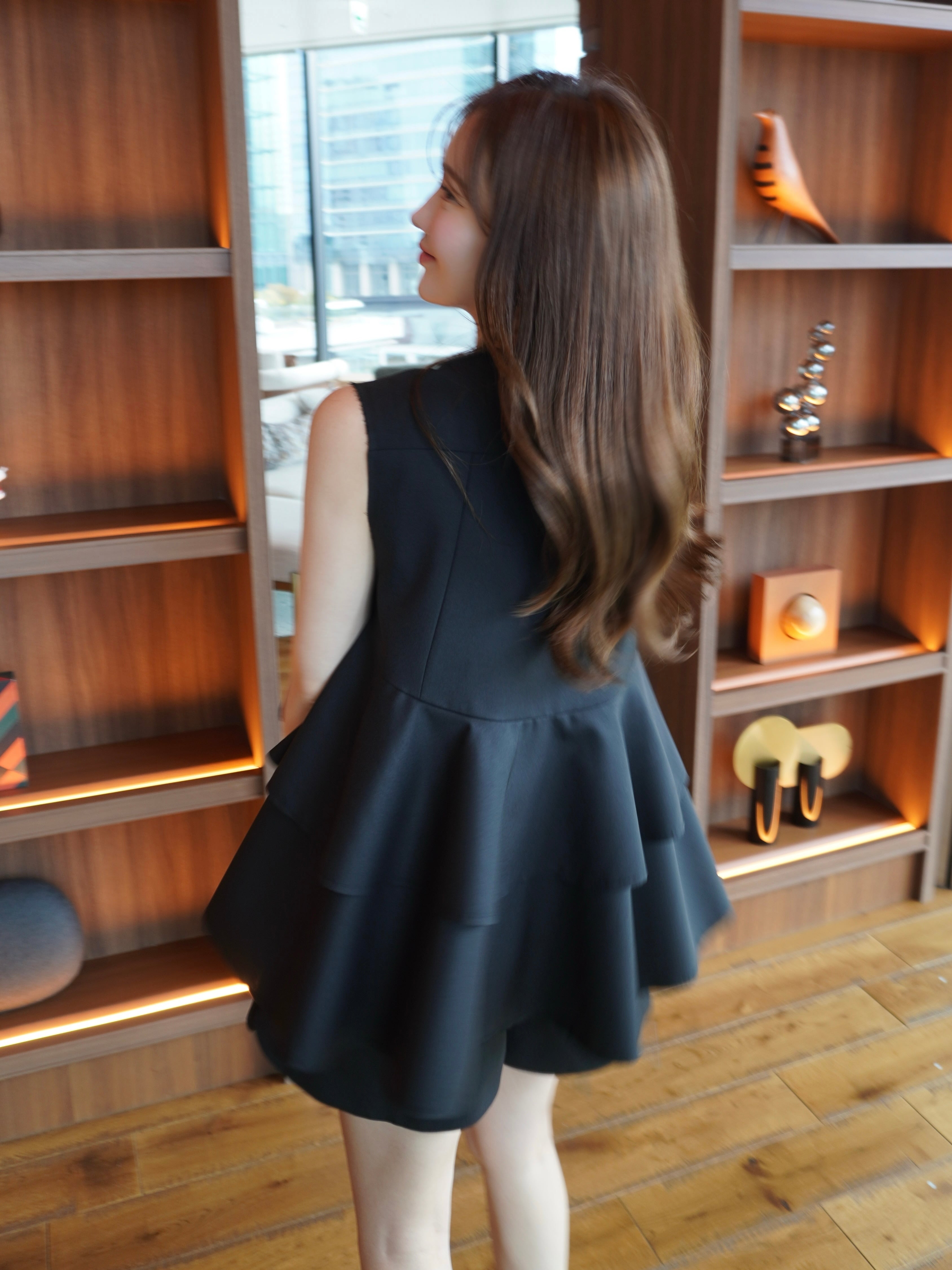 blossom gilet / black 4/30 21:00～ 再販 (即納) | HYEON