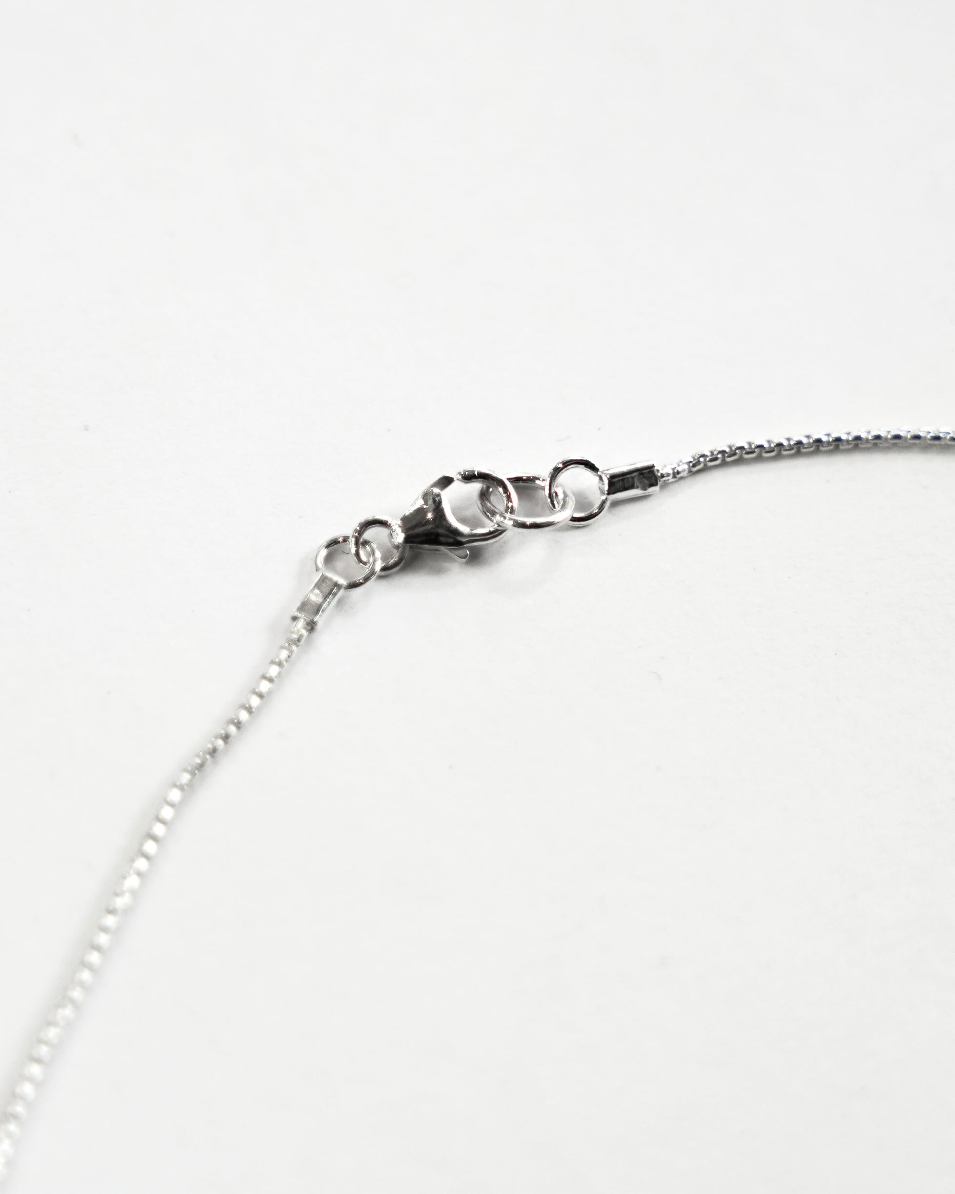 YOSTER Drop Necklace 46cm | hypeofficial