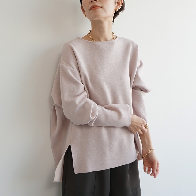 後ろタックニット