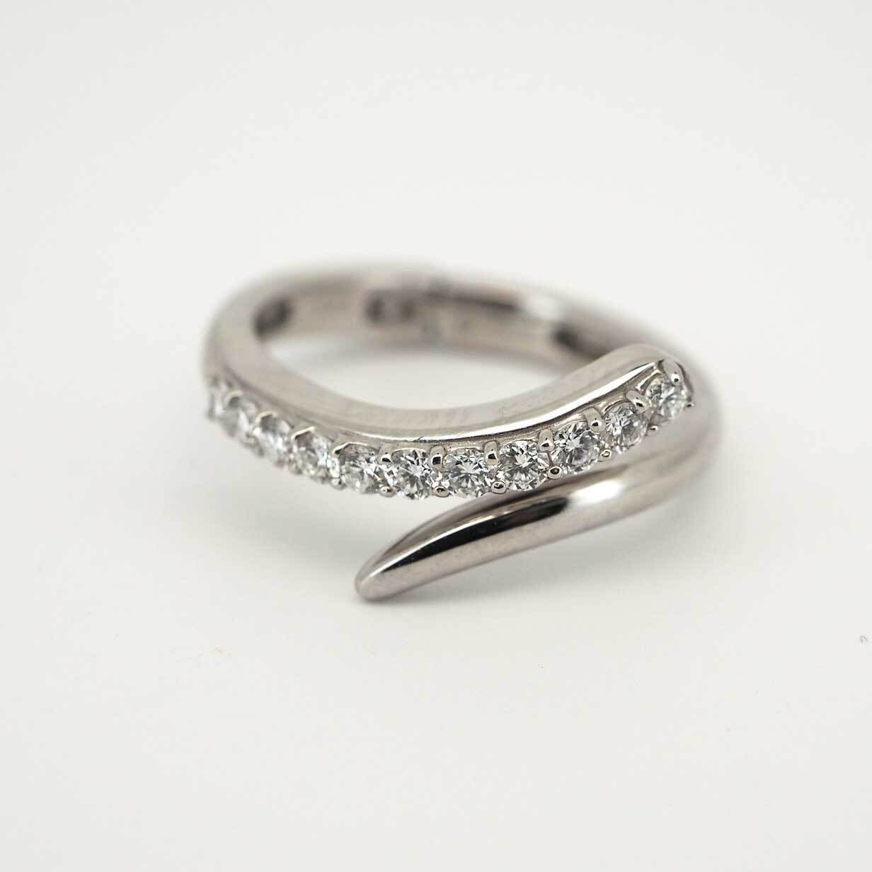 Pt900ピアリングリングギャラクシー │0.23ct | Zeus Diamond