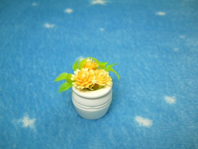 1/12～1/6サイズ　鉢植え 薔薇(バラ)　黄色