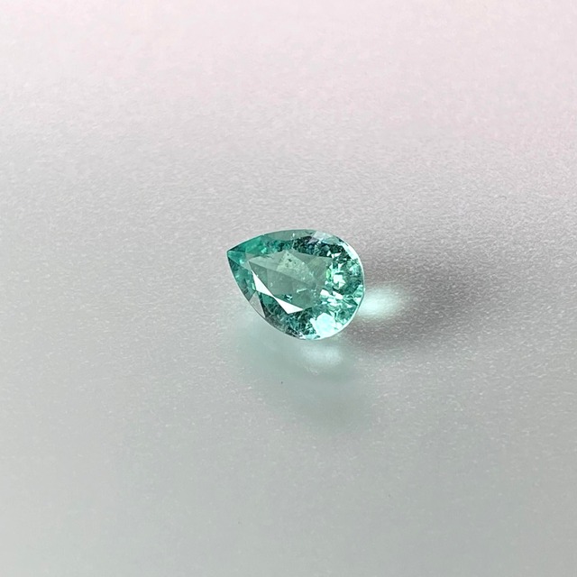 ⁂天然⁂　◇パライバトルマリン◇　0.72ct　ブラジル産