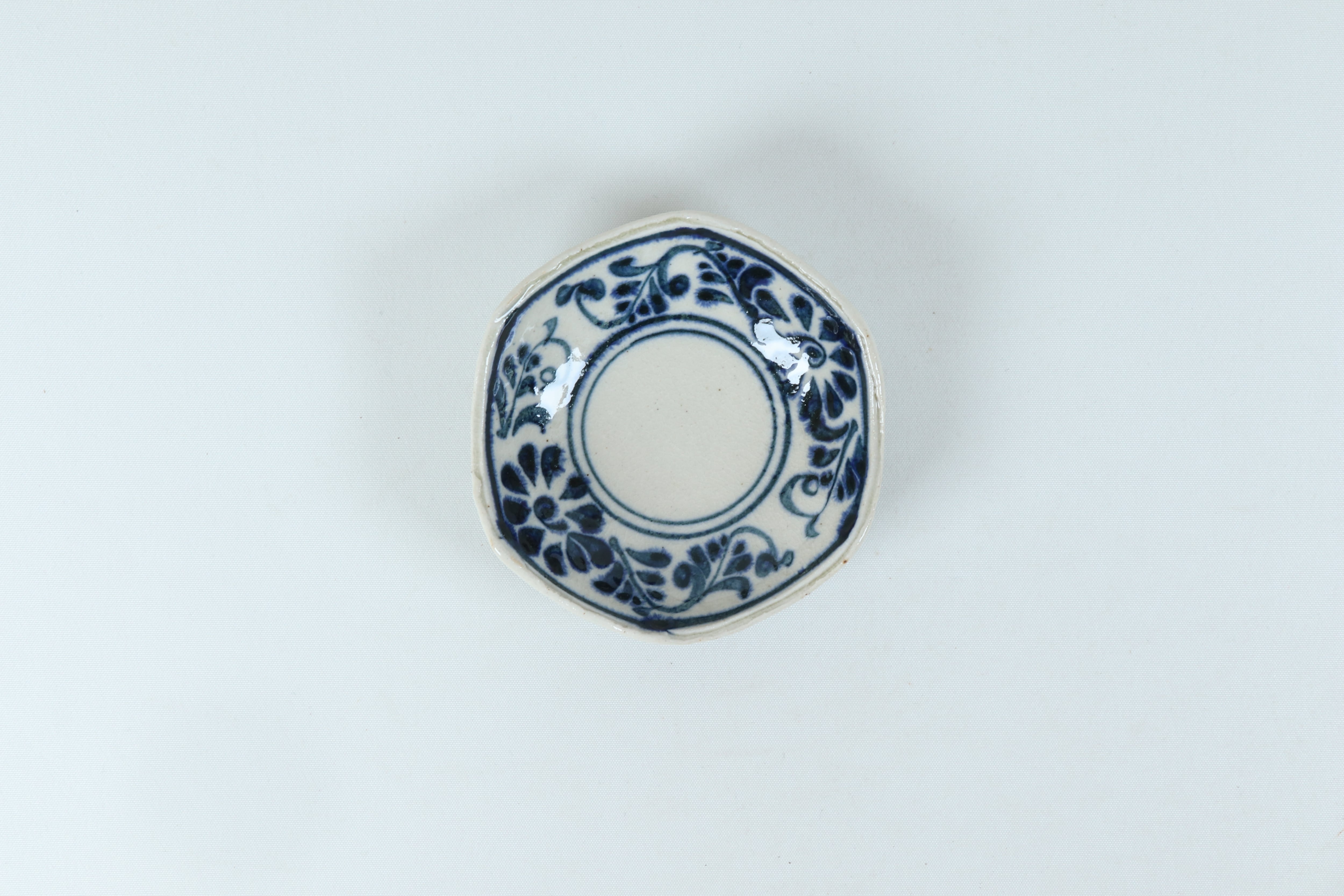 安南 六角珍味鉢 菊唐草