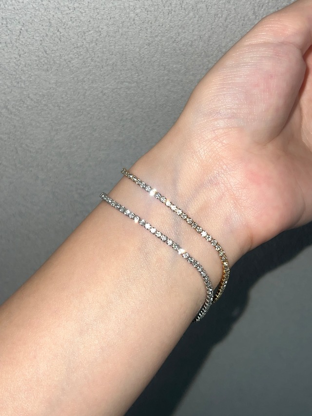 Tennis bracelet