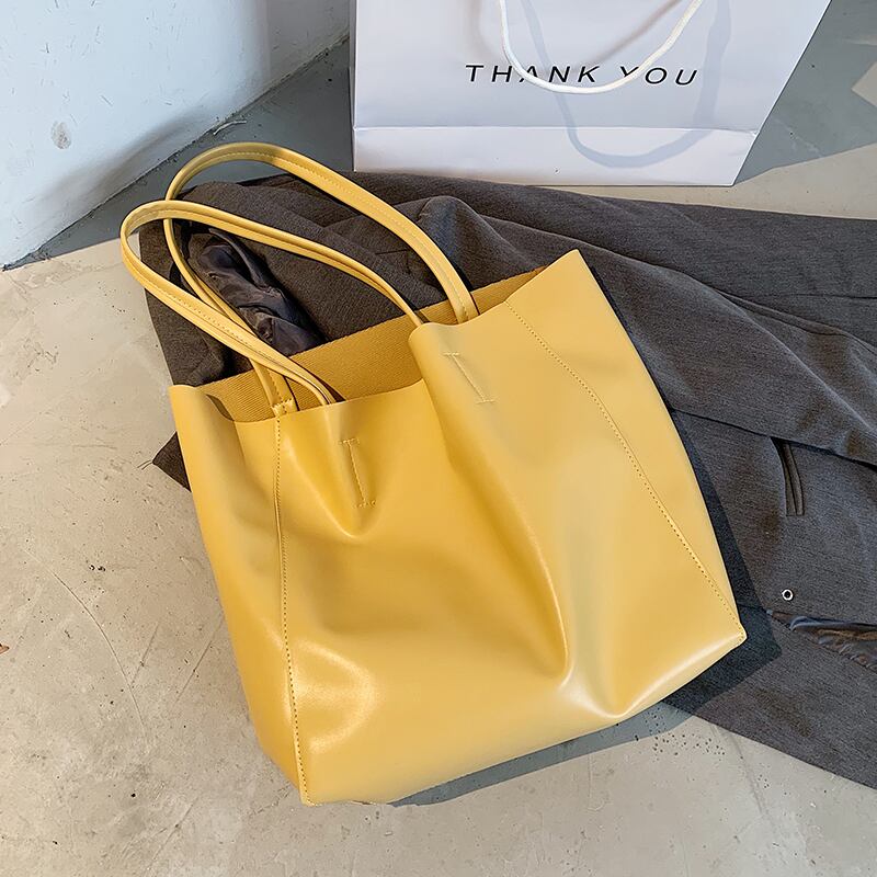 シンプルな大きなバッグレディース2020大人気の新しい流行のファッションカジュアル大容量ショルダーバッグネット赤野生トートバッグ Tiancai_Wing_Bag7932108