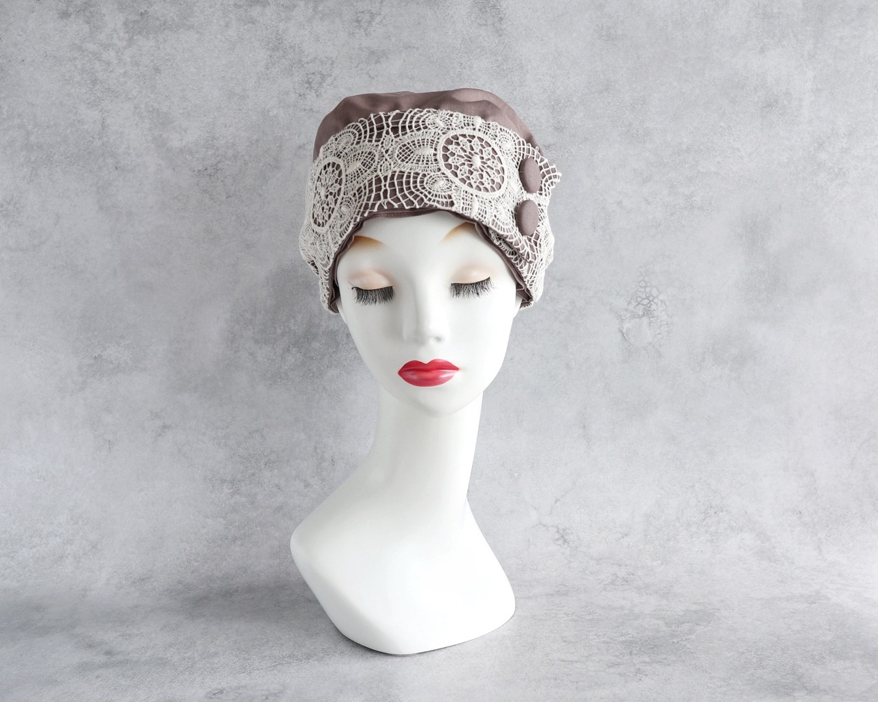 サッシュベルト｜Antique Lace Ecru × Mauve｜前髪ウィッグ対応