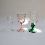 ぶどう酒のグラス