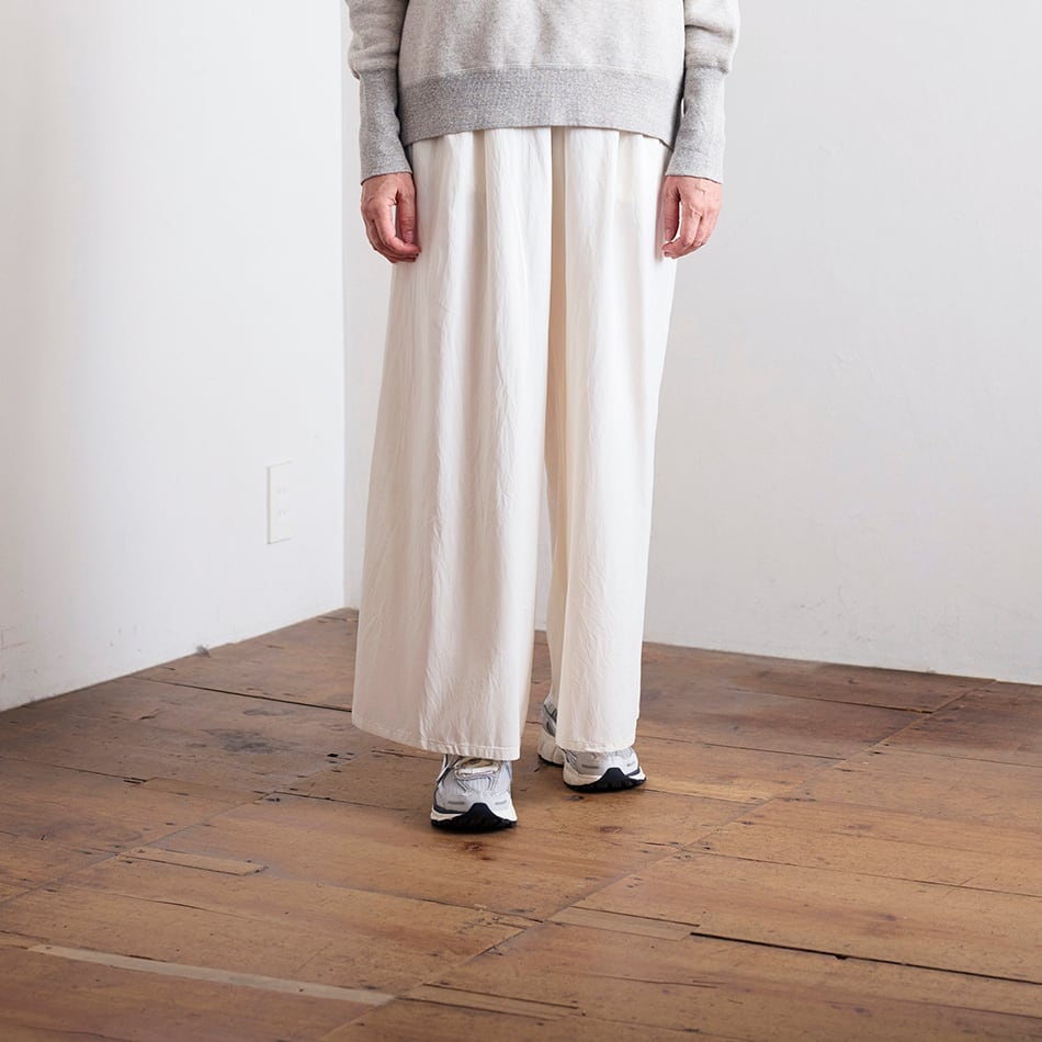 suzuki takayuki スズキタカユキ gathered pants Ⅰ off white | les 