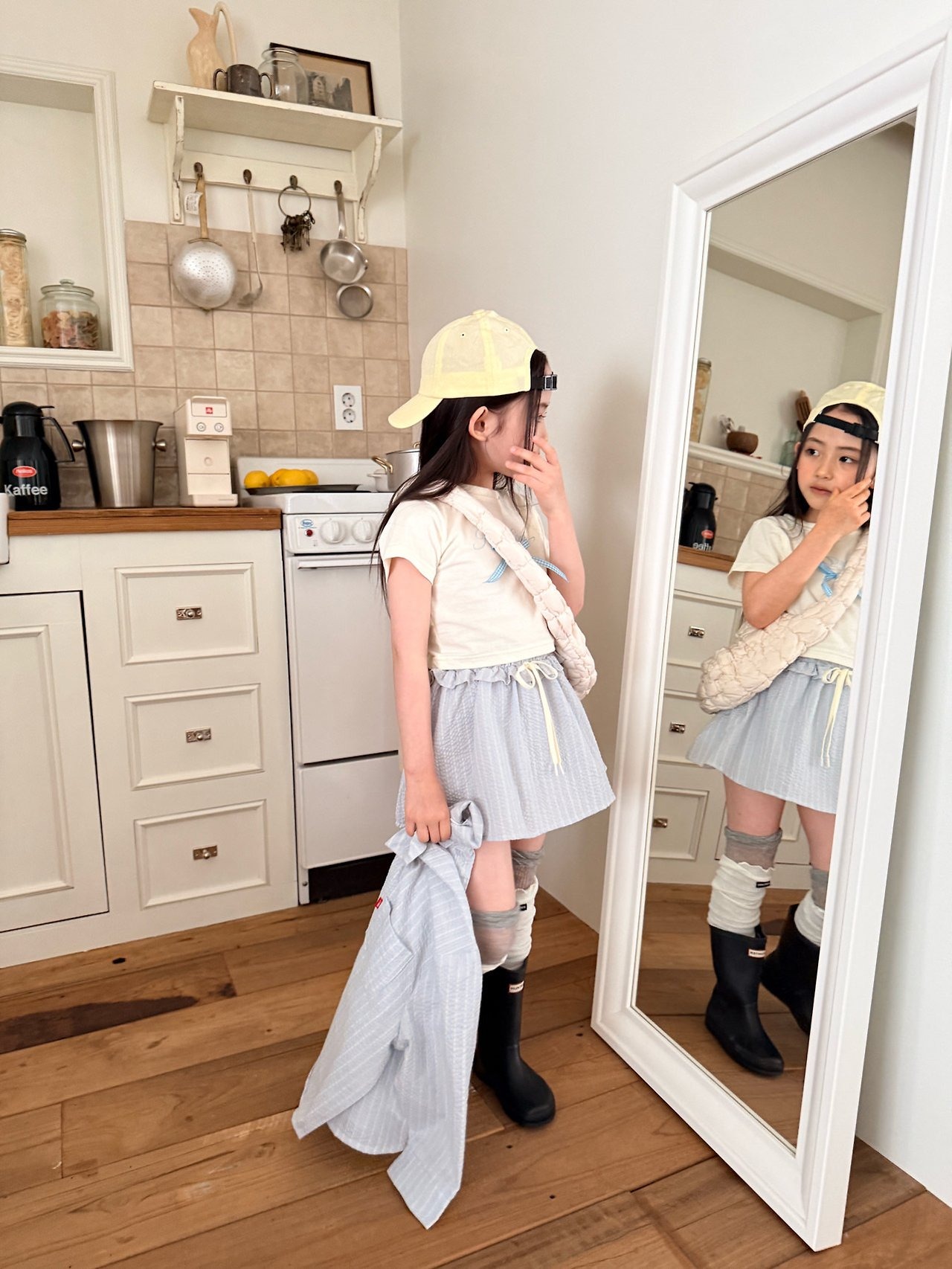 [COMMA] frilled skirt pants (140/150) / [콤마] 프릴치마바지 (140/150)