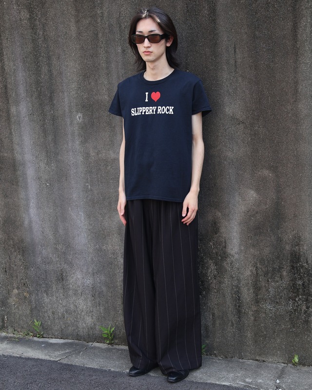 short length front print t-shirt
