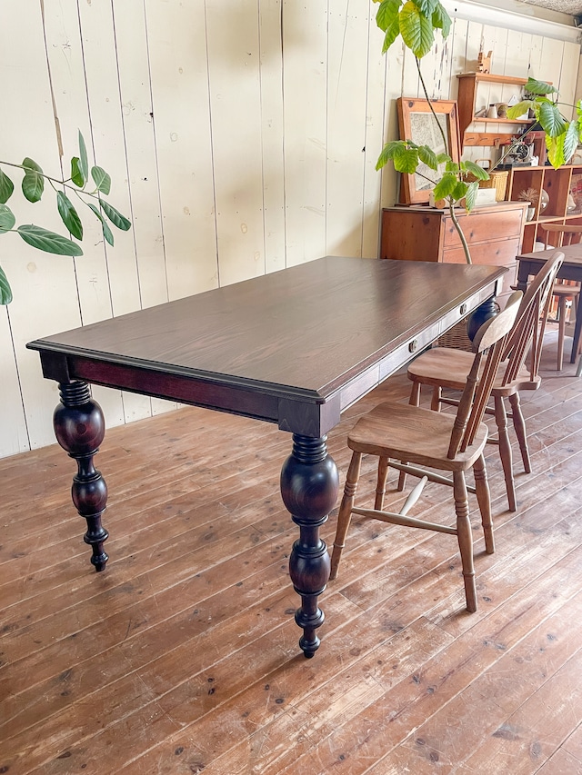 オーク材ターンドレッグダイニングテーブル “極太ろくろ脚”(アンティーク調ろくろ足テーブル) W1400〜2400 4〜8人掛け 引き出し付きダイニングテーブル