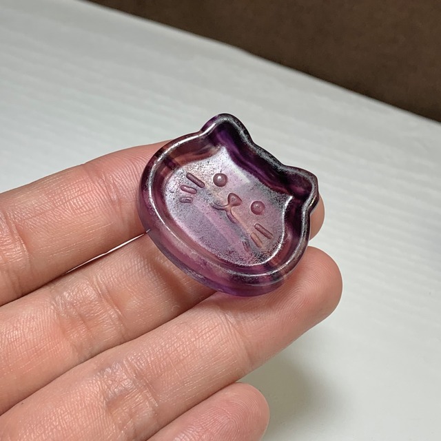 32.(訳)可愛い猫顔☆フローライト猫皿