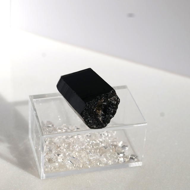 【最強の守護と浄化で人生を立て直す黒の結界】モリオンポイント G7_3