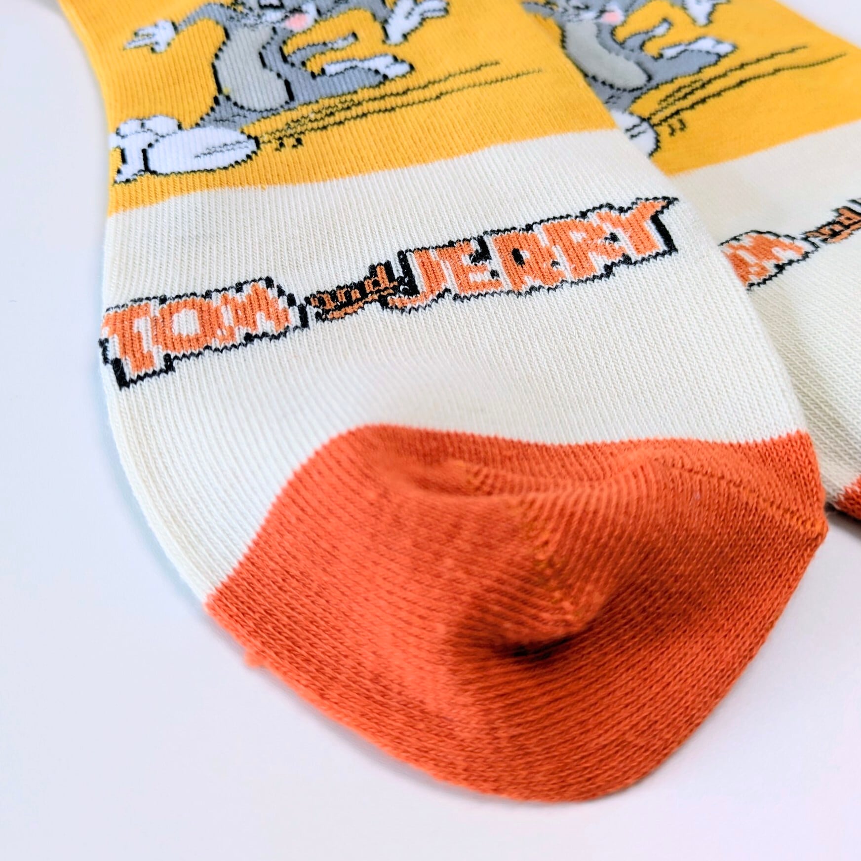 ♧【 crew socks / クルーソックス 】Tom and Jerry ( トムとジェリー ) / トムジェリ / 靴下 / フリーサイズ〚アメリカン雑貨 アメトイ〛