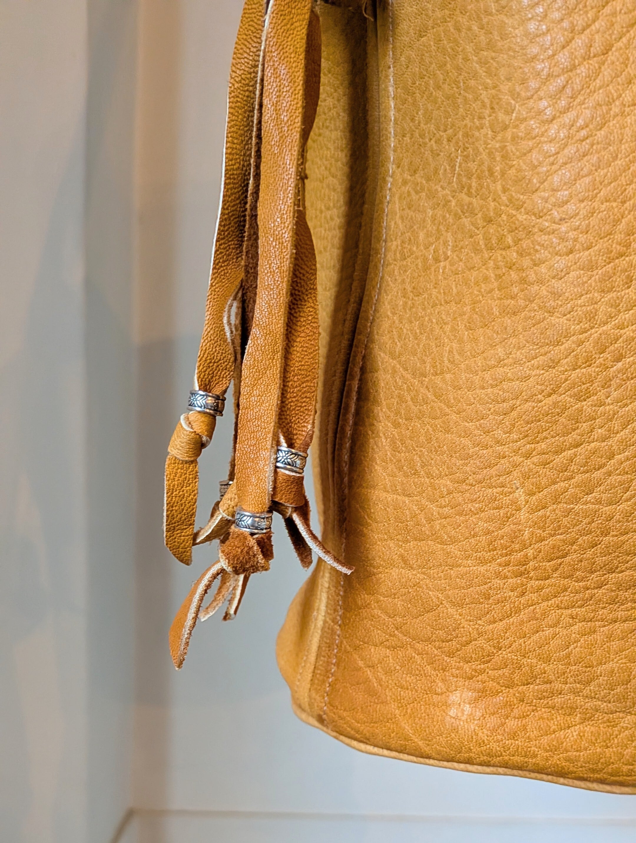 Nasngwam. ] ナスングワム / One Handle Tote / Camel | 服と雑貨ume
