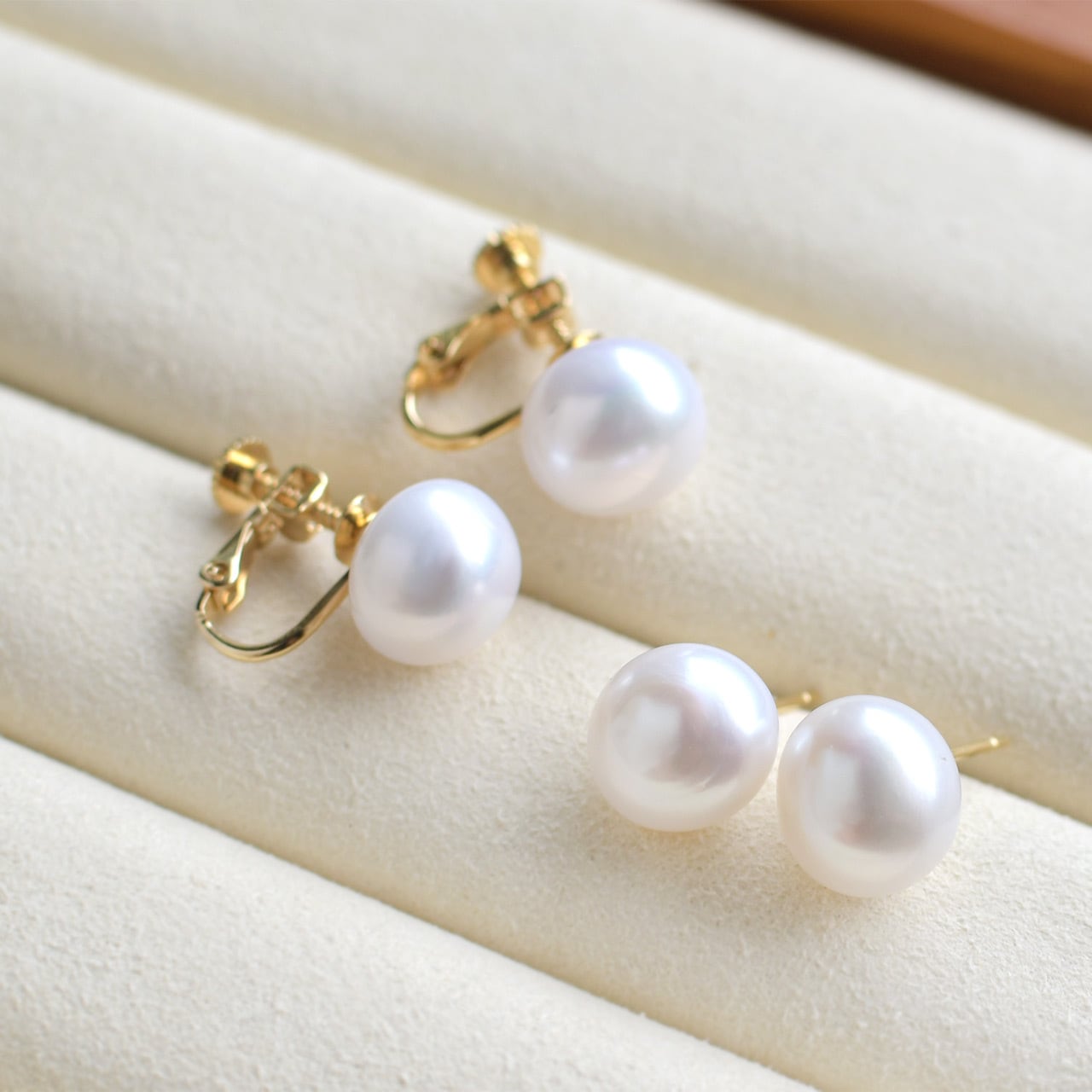 約10.0-11.0mm こぼれるような 大粒 バロック 淡水パール ピアス イヤリング / ps-021