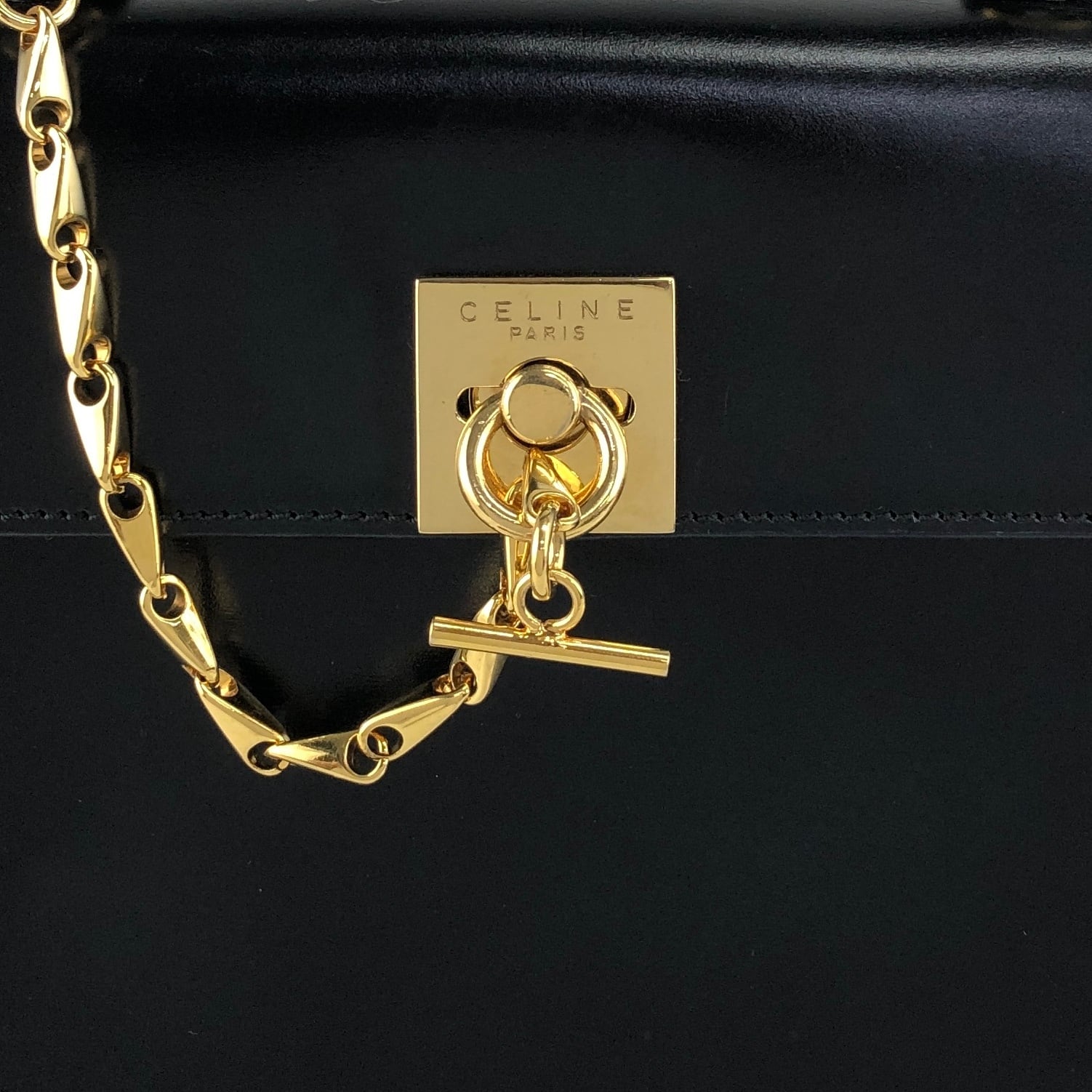 CELINE セリーヌ ショルダーバッグ ブラック ガンチーニ チェーン