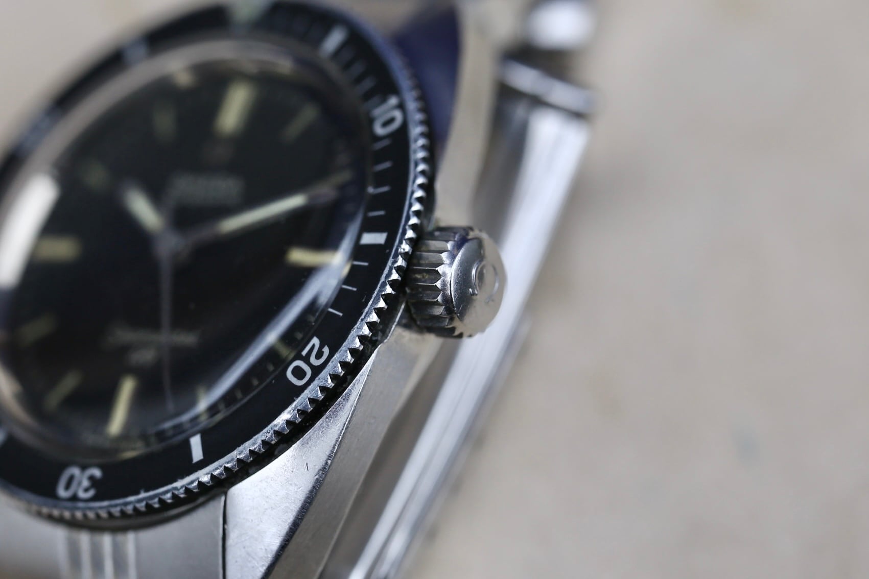 OMEGA】 1966年製 オメガ シーマスター120 ボーイズ ブラック 純正3連