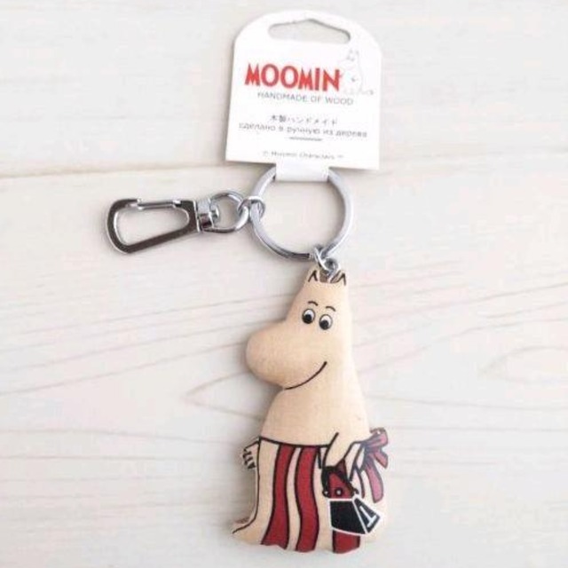 新品　fromスウェーデン　キーホルダー　ムーミンママ　北欧 ムーミンママ 木製キーホルダー fromスウェーデン MOLLI TOYS(モリトイ