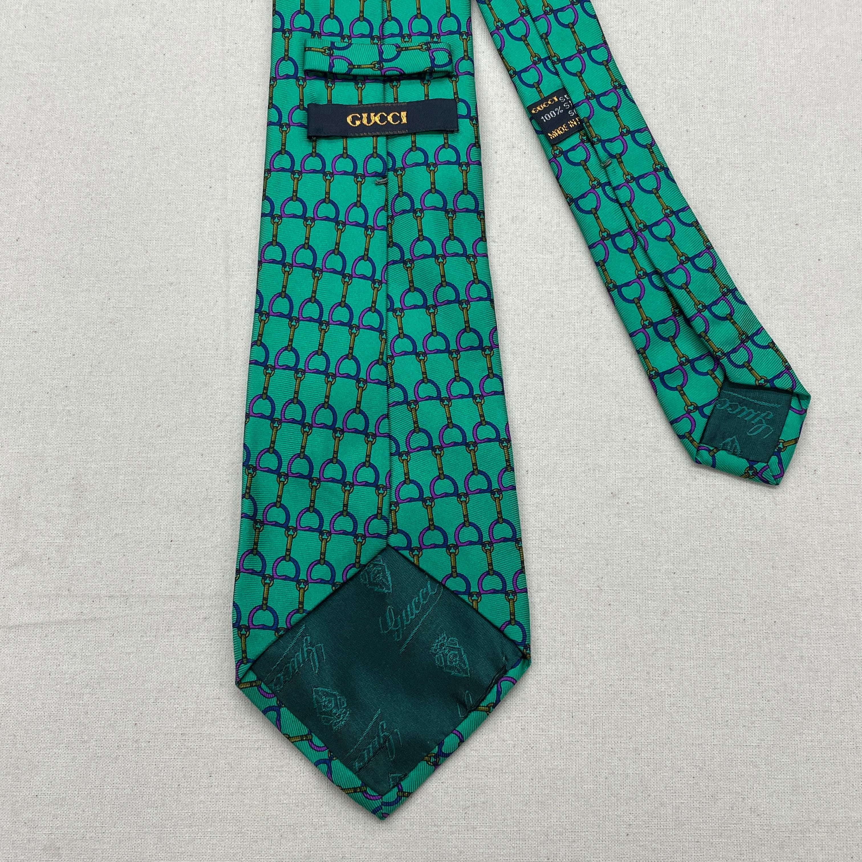 GUCCI ネクタイ グリーン 深緑 オールドグッチ 馬蹄柄 中古・古着通販】GUCCI (グッチ) ネクタイ グリーン×ネイビー サイズ