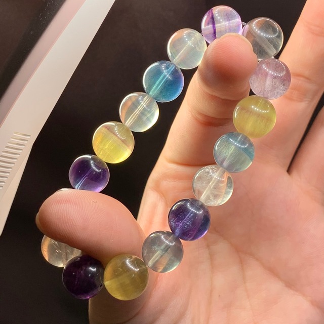 f128.濃厚な色合い♪落ち着いた色合い♪フローライトブレスレット