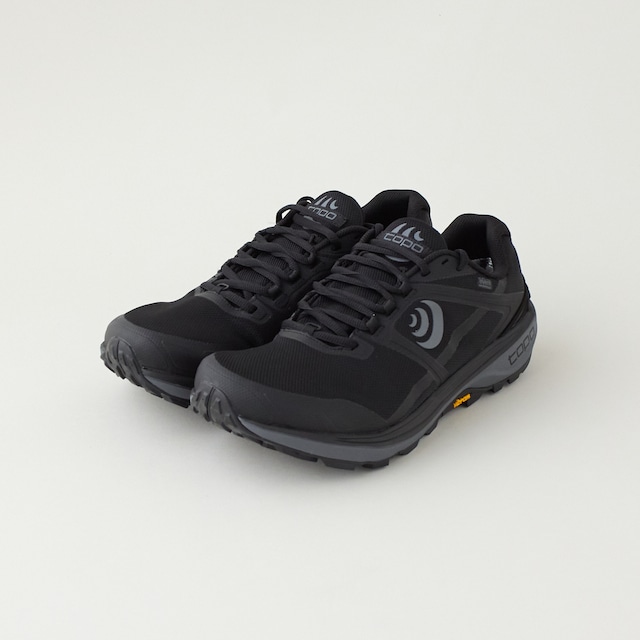 Topo Athletic トポ アスレチックTERRAVENTURE 4 WP   Black/Charcoal  メンズ トレイルランニング シューズ