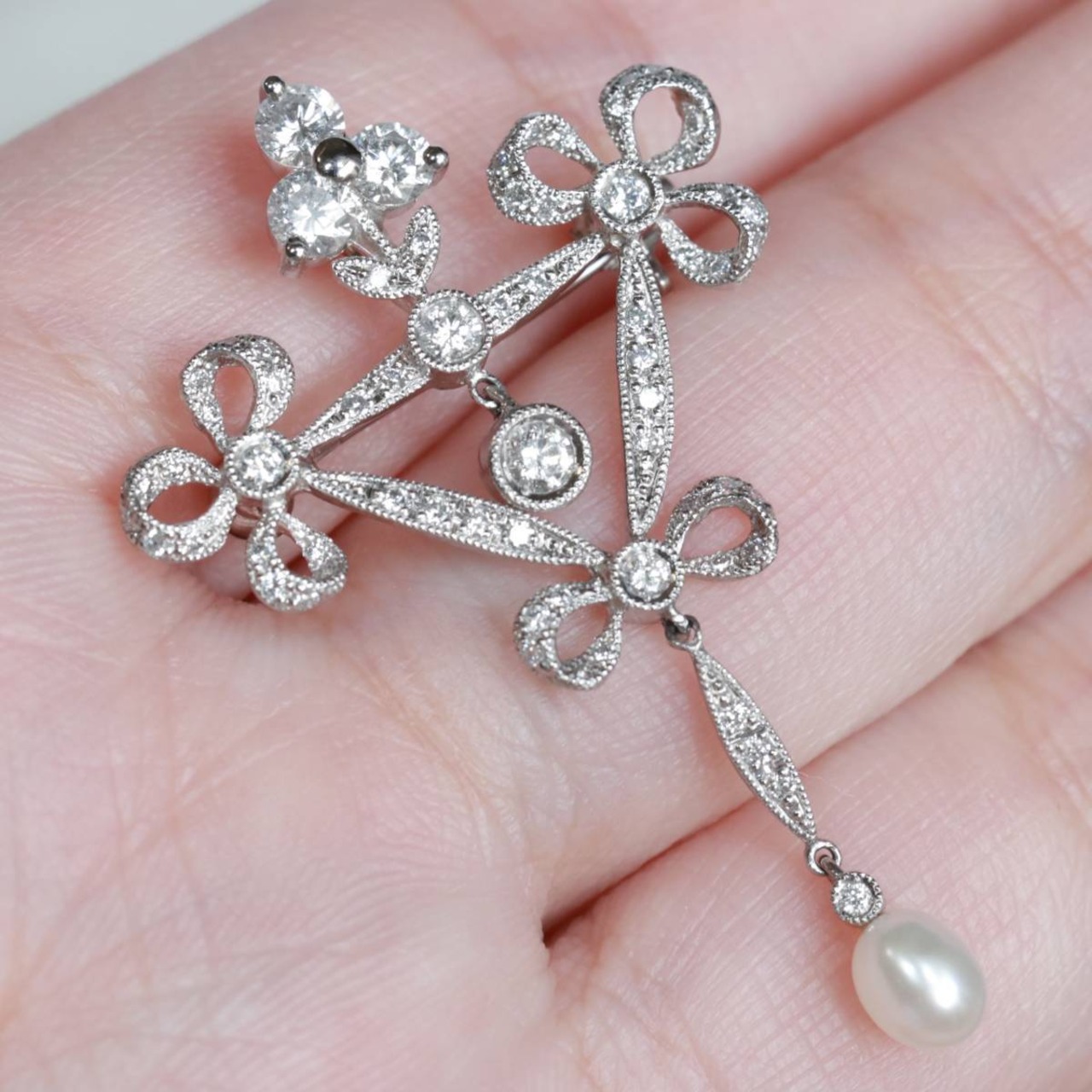 Pt900 アベリ ダイヤモンド 0.68ct 淡水真珠 ペンダントトップ 