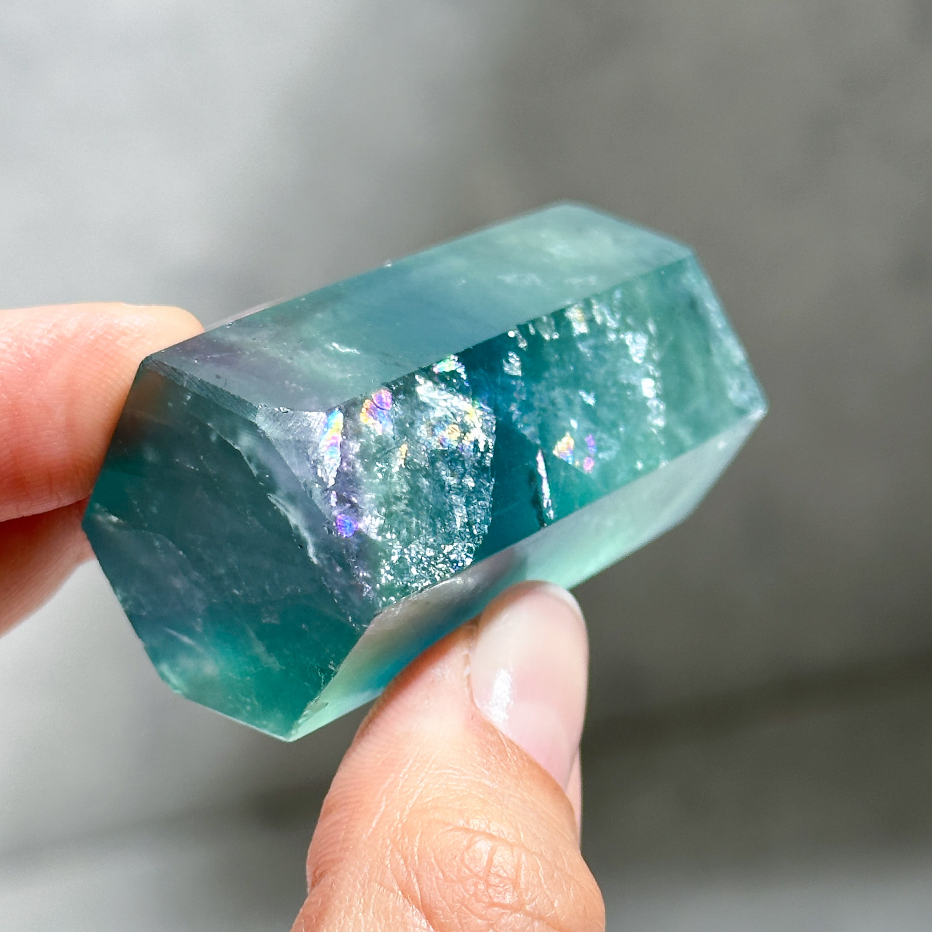 虹◎レインボーフローライト タワー型61◇ Rainbow Fluorite ◇天然石
