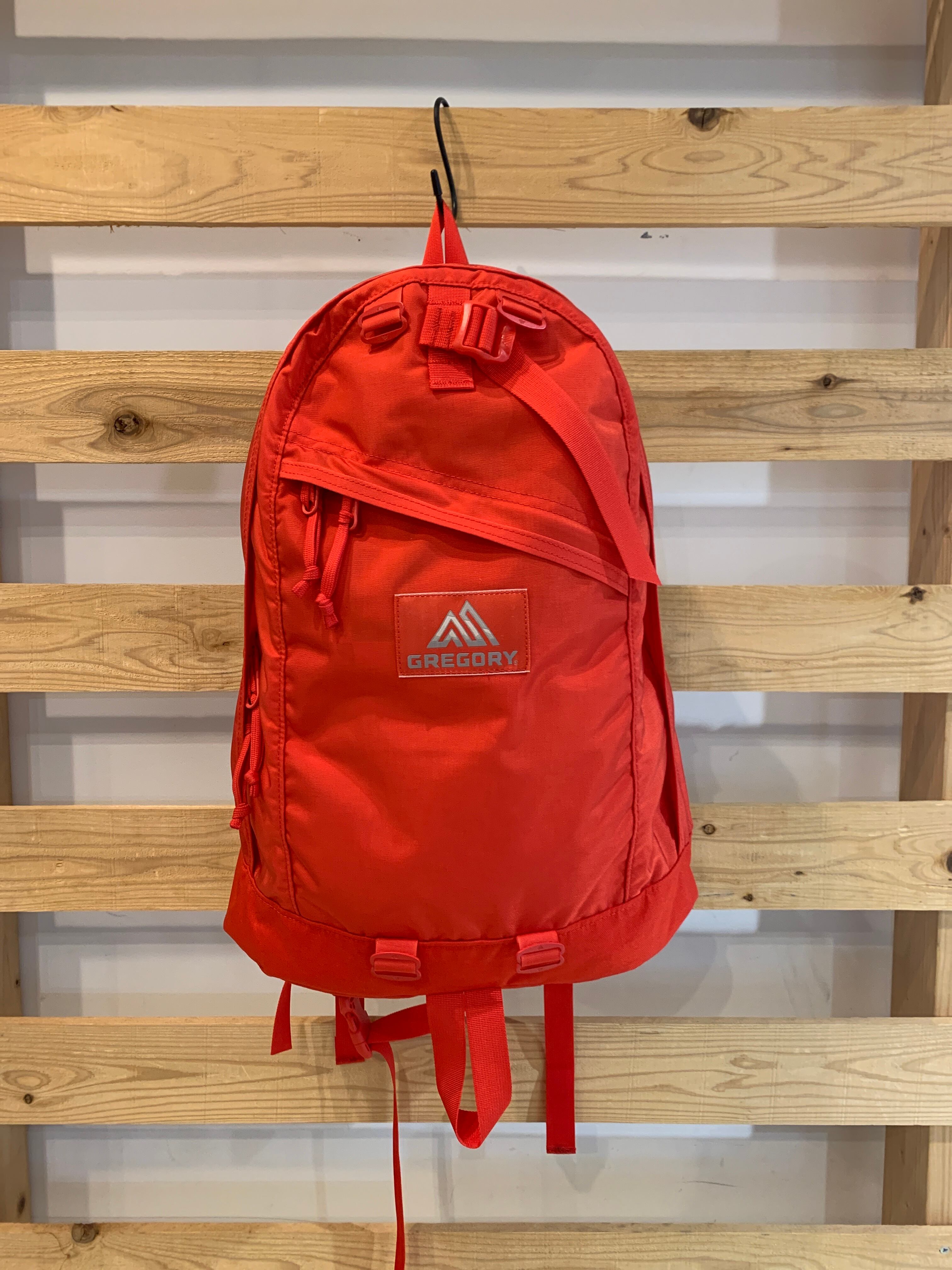 グレゴリー デイパック26L ALL RED - リュック/バックパック