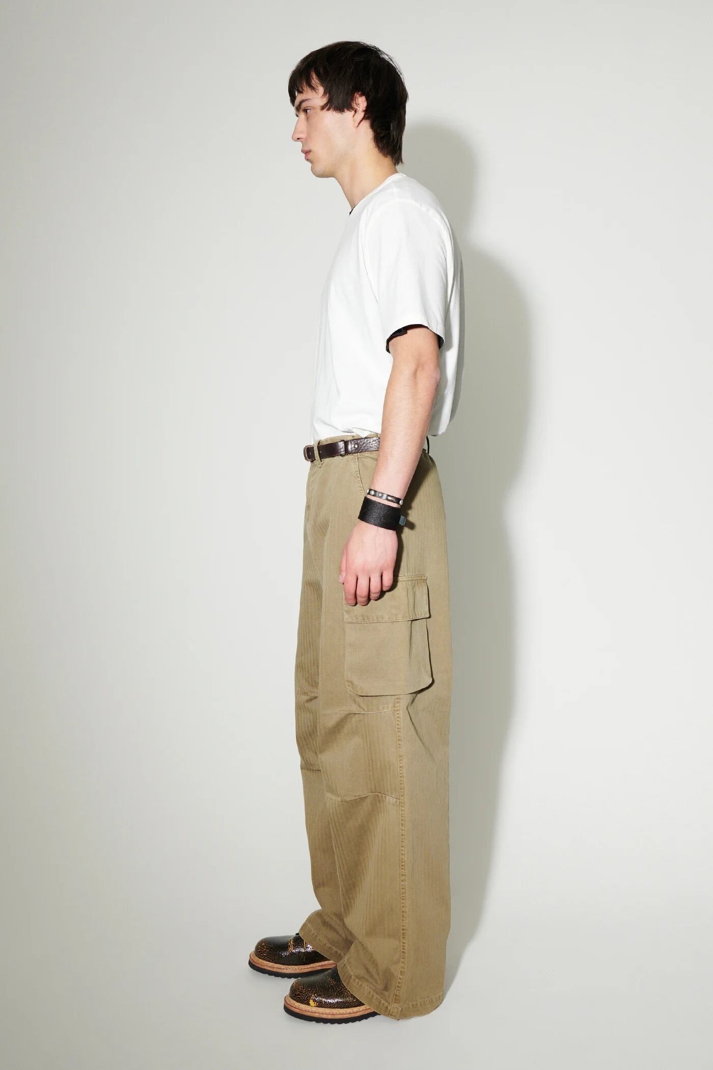 OUR LEGACY MOUNT CARGO パンツ44 OUR LEGACY MOUNT CARGO パンツ44