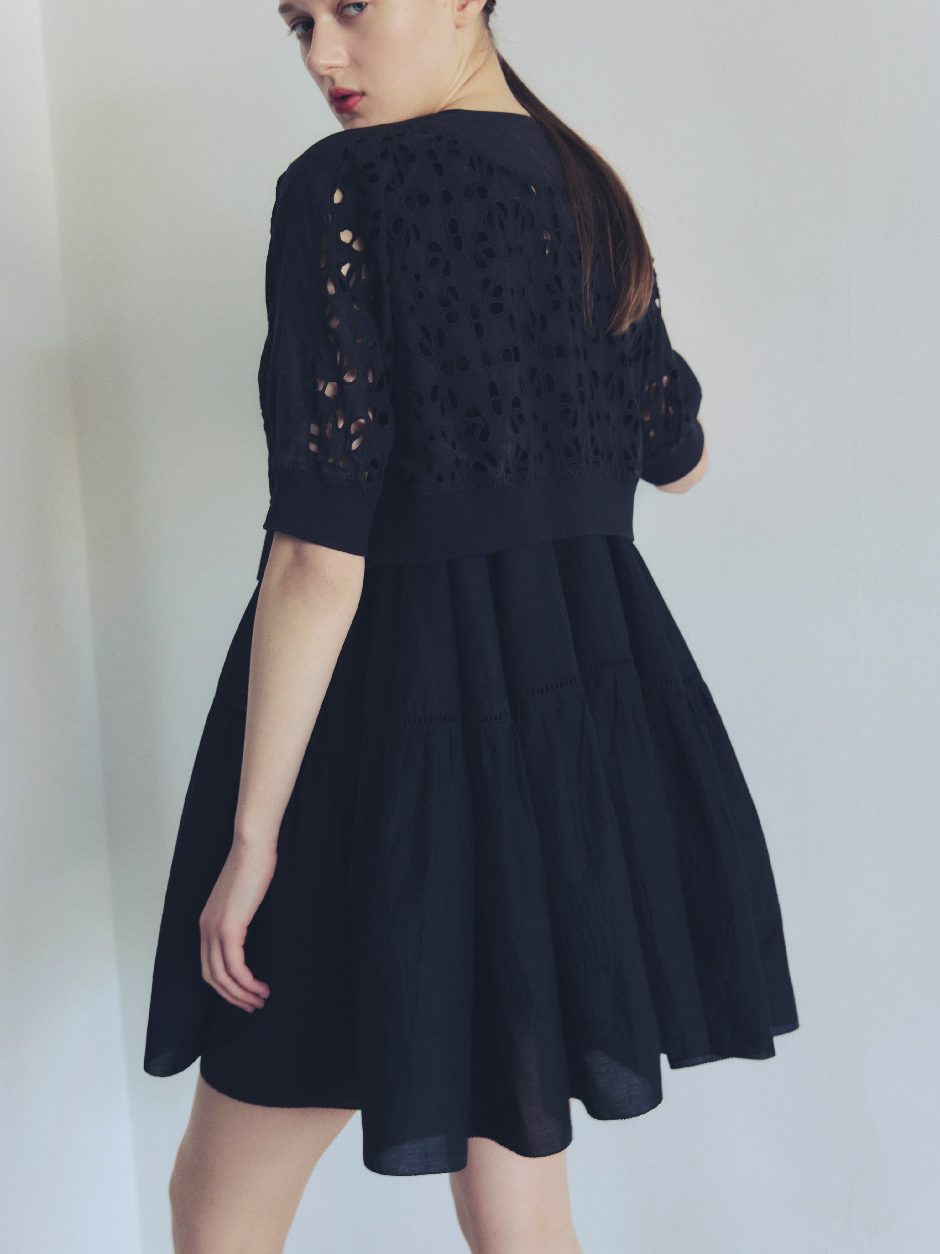 今季美品！アユーシ　イスラミックカットワークブルゾン SGN0388〕イスラミックカットワークブルゾン | AAYUSHI