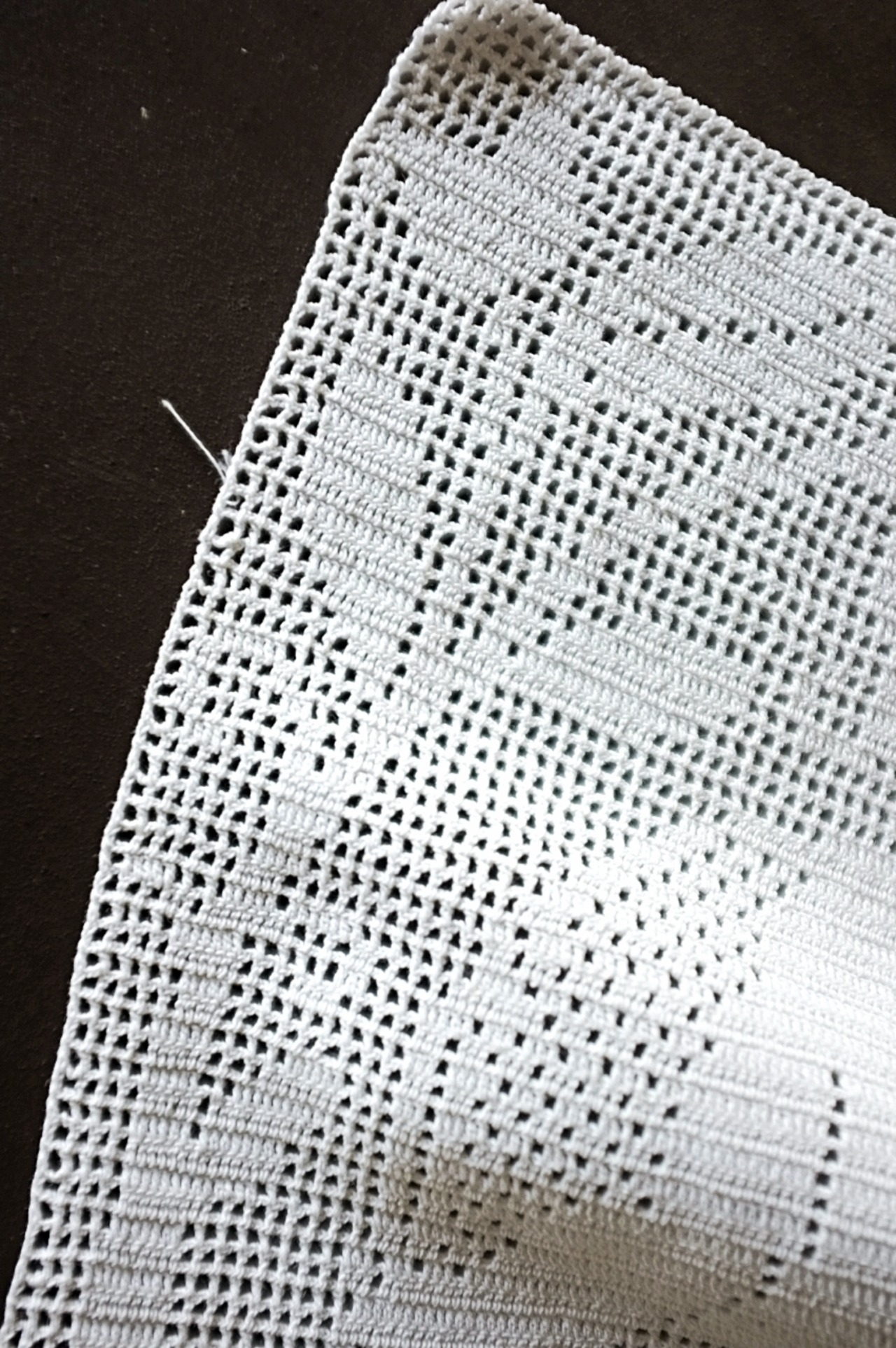 20s フランス 23c リネン 喜びの花と白象とクロッシェレースドイリー アンティーク