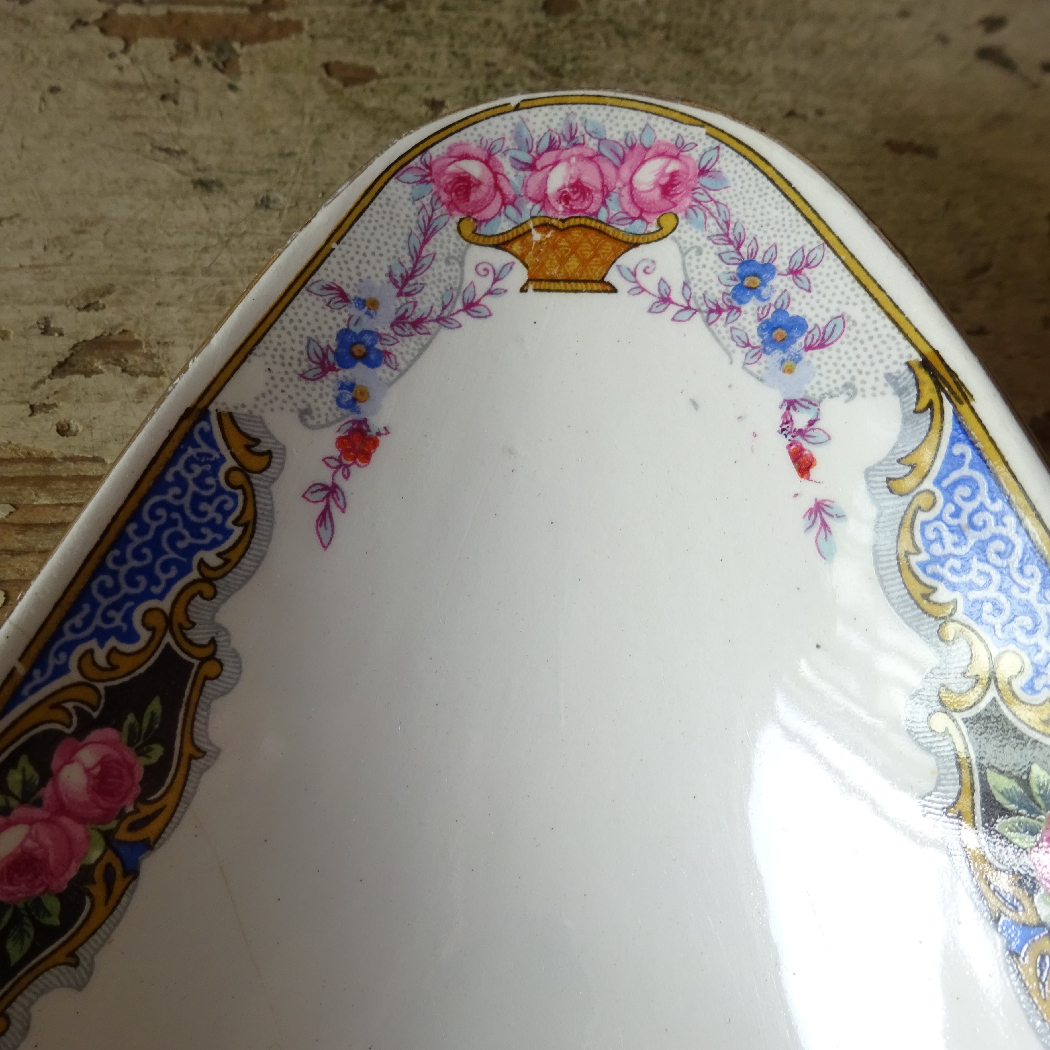 ☆SARREGUEMINES ET DIGOIN décor《Petites Roses》RAVIER (B)