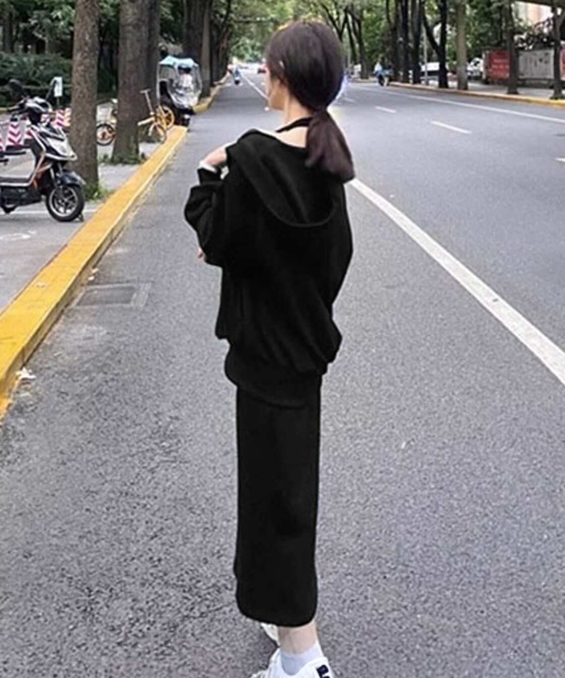 薄手スウェット上下春夏セットアップ韓国風 フード付きVネック 