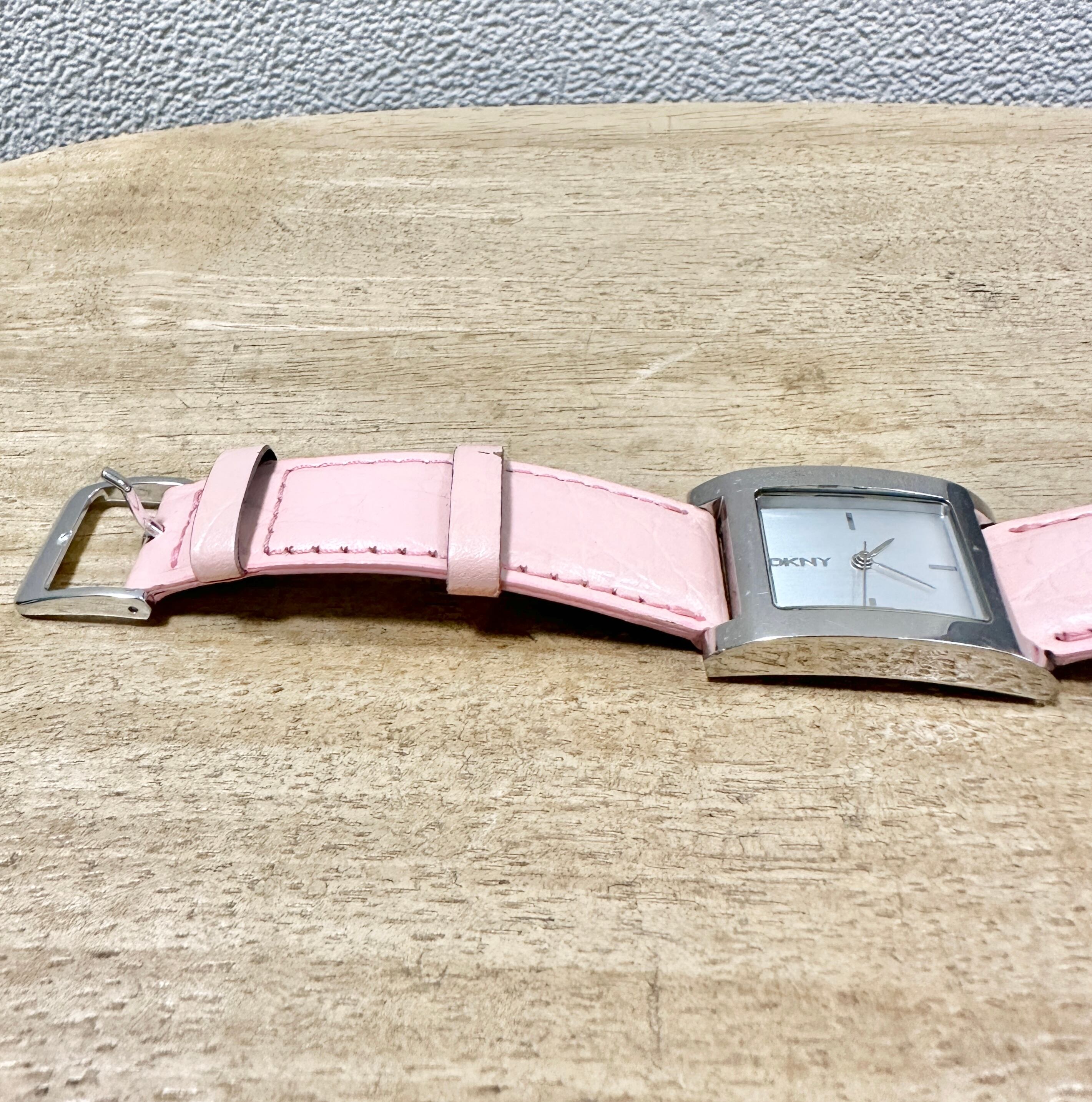 腕時計 ダナキャランニューヨーク ピンク スクエア型 レザー DKNY | UTA