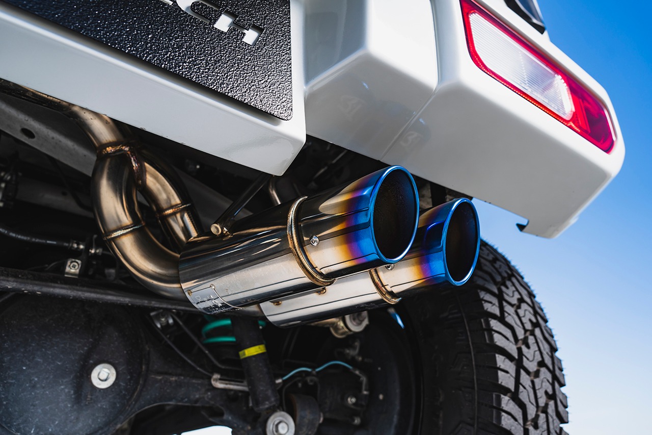 アップスタイルマフラー