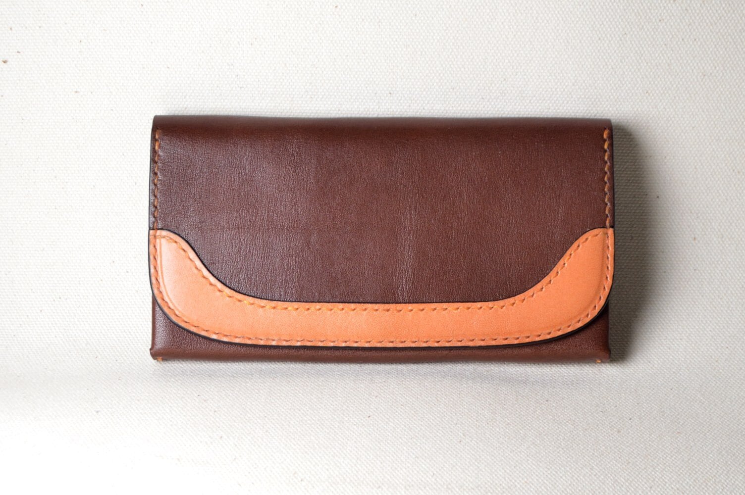 tsutsuco model-長財布 2 （カード8枚用） | OUGI Leathers