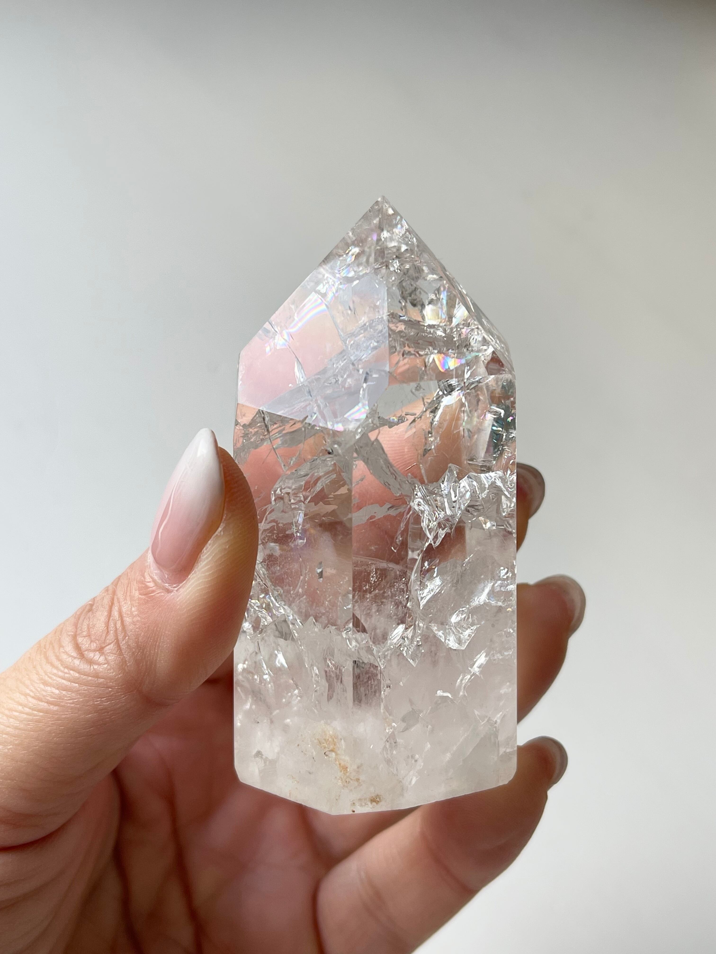 ブラジル トカンティンス産 レインボー水晶ポイント