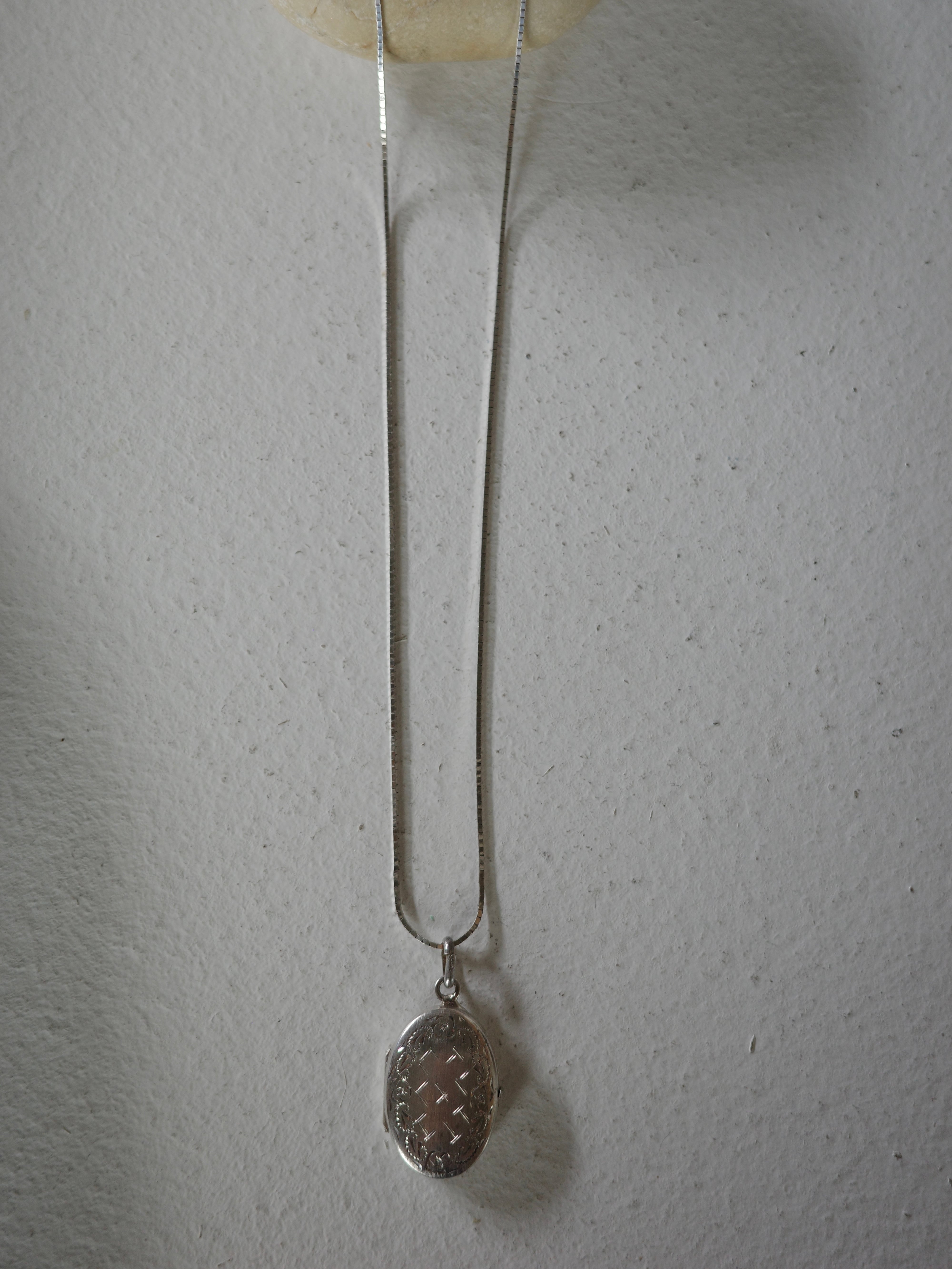 〈vintage silver925〉oval rocket charm necklace