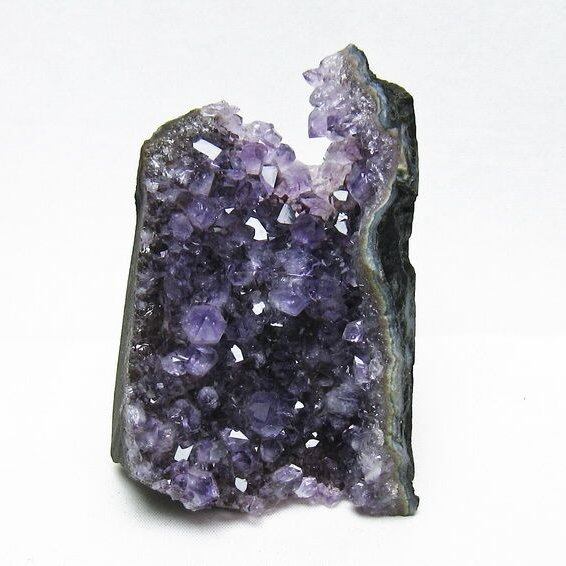 アメジスト クラスター ウルグアイ産 アメジスト 原石 一点物 182-8247