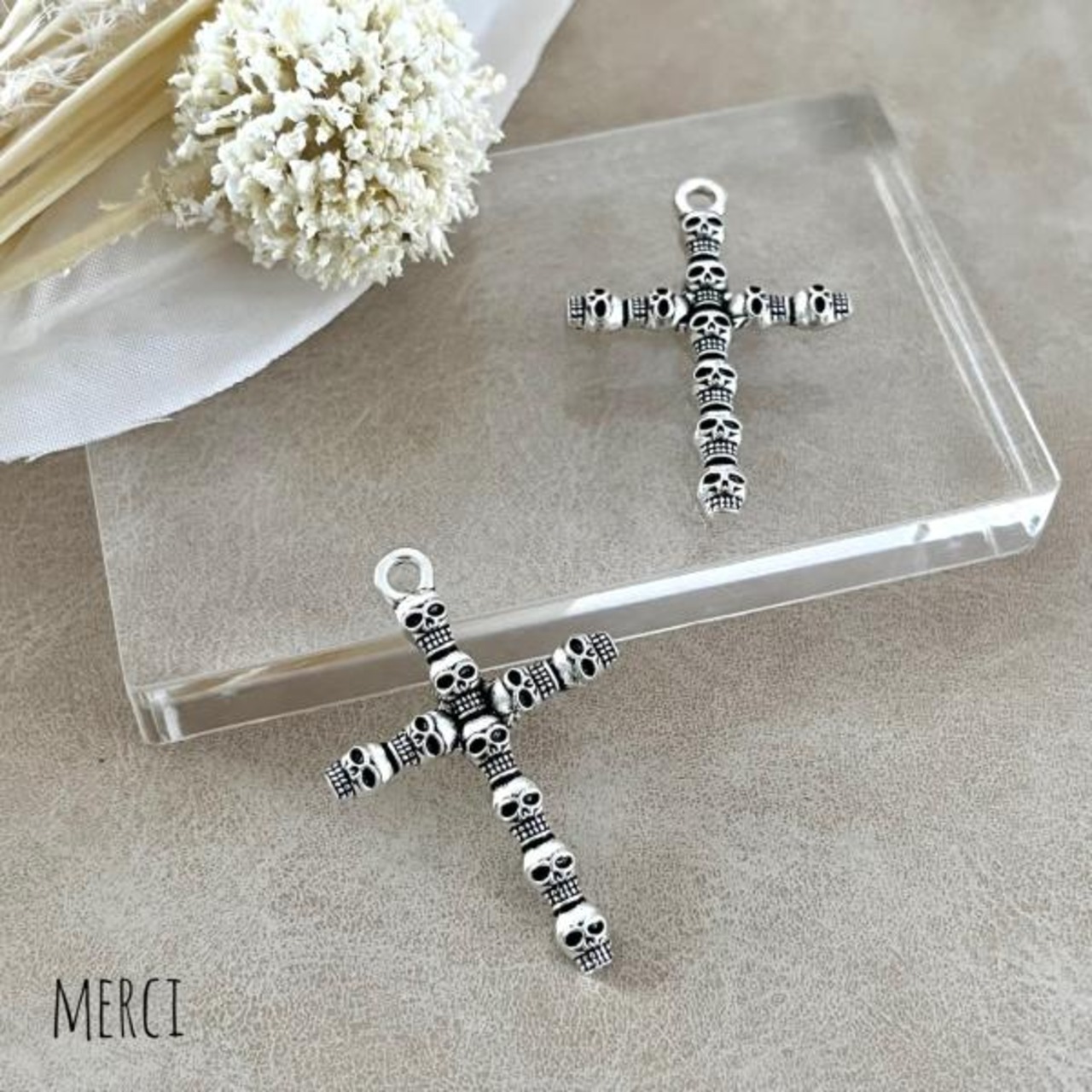 スカルヘッドクロスチャーム/十字架/宗教/頭骸骨/アンティークシルバー