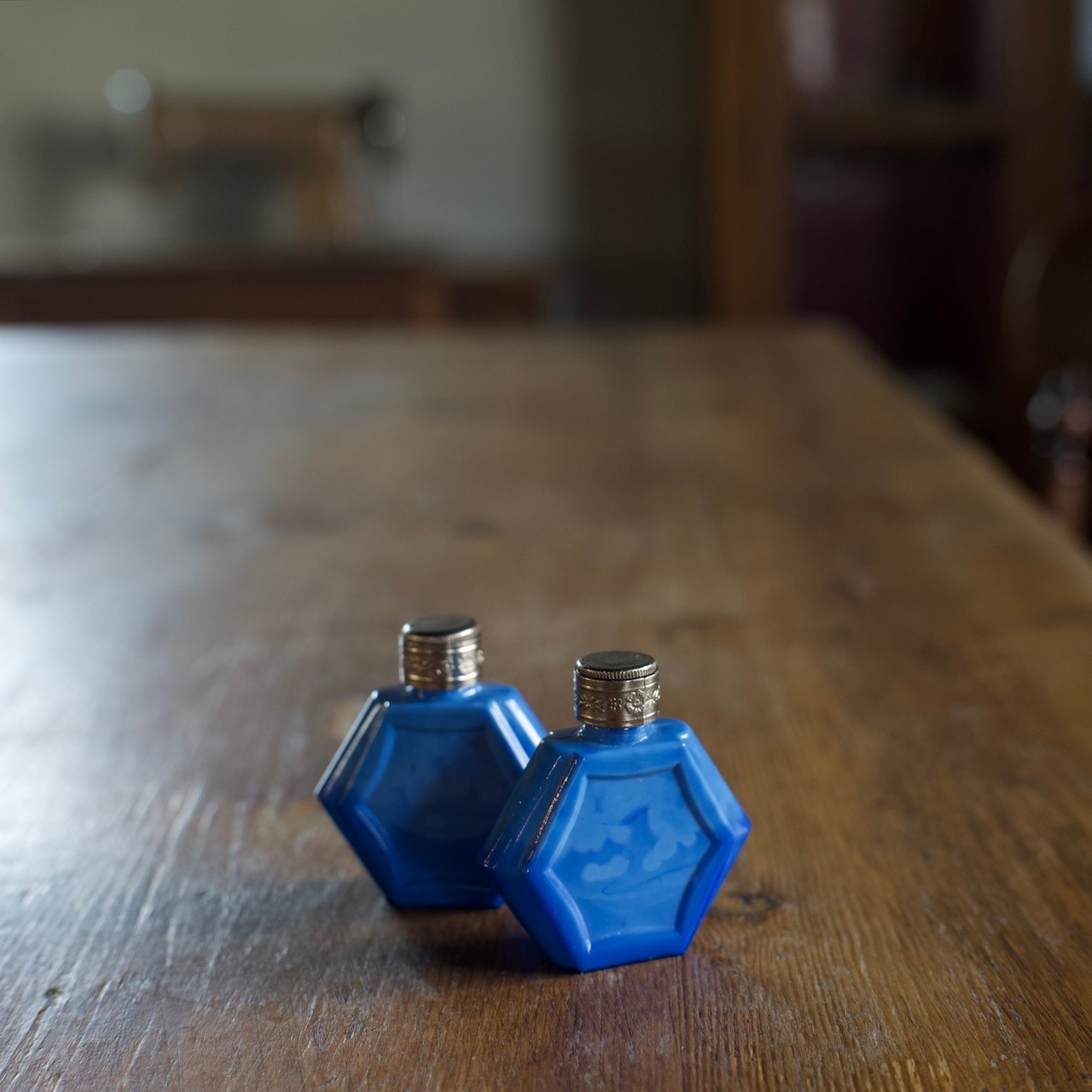 Malachite Perfume Bottle/ マラカイト 香水瓶〈 チェコガラス・オブジェ・ディスプレイ・アンティーク・ヴィンテージ 〉