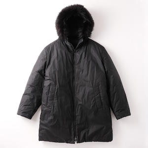 【極美品】PRADA Special down jacket coat Made in Italy Size L big size black  mint condition /  プラダ 高級 ダウンジャケット コート イタリア製  ブラック サイズL  定価約30万 国内正規品