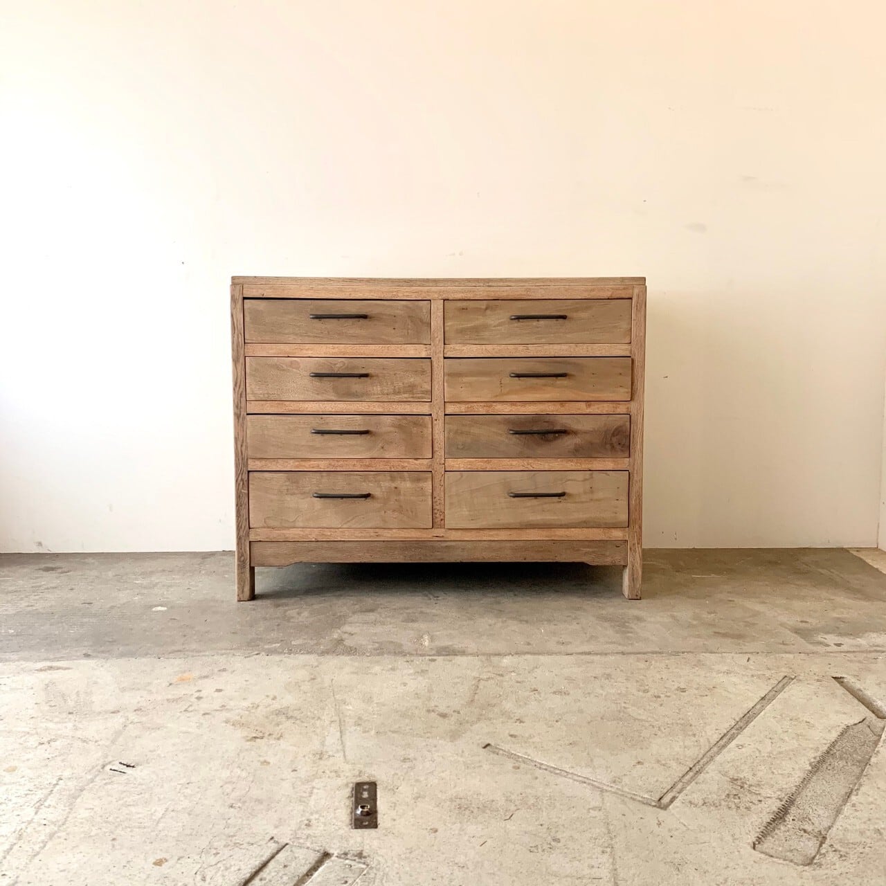 チェスト　引き出し８杯　古家具　