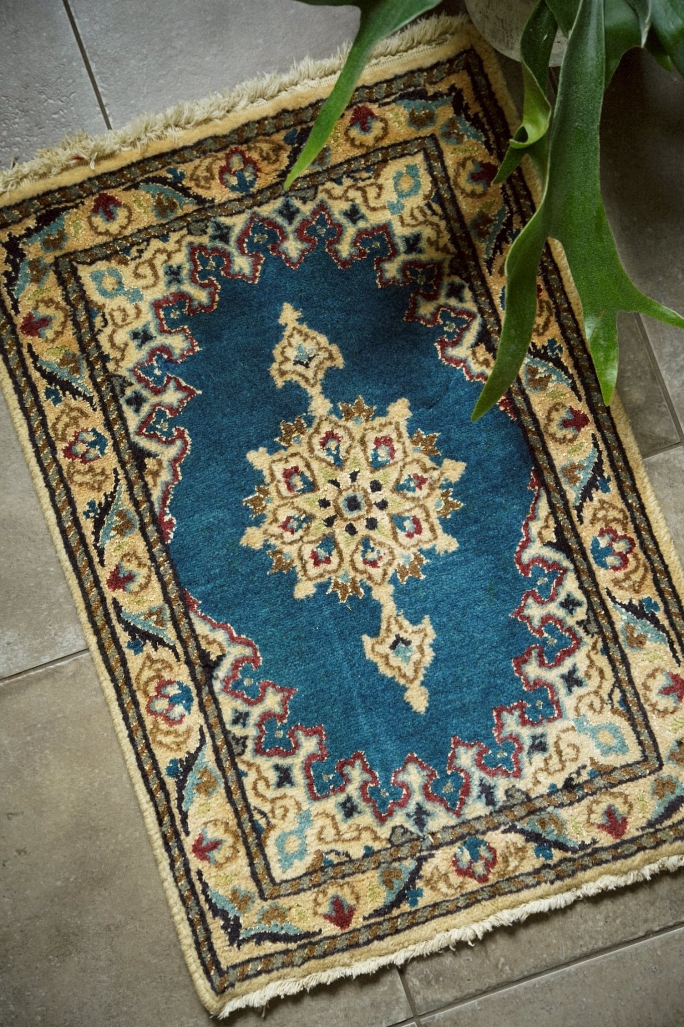 手織りのヴィンテージラグ専門店 | Bahr vinatage rug バハル 手織りのヴィンテージラグ専門店 | Bahr vinatage rug バハル