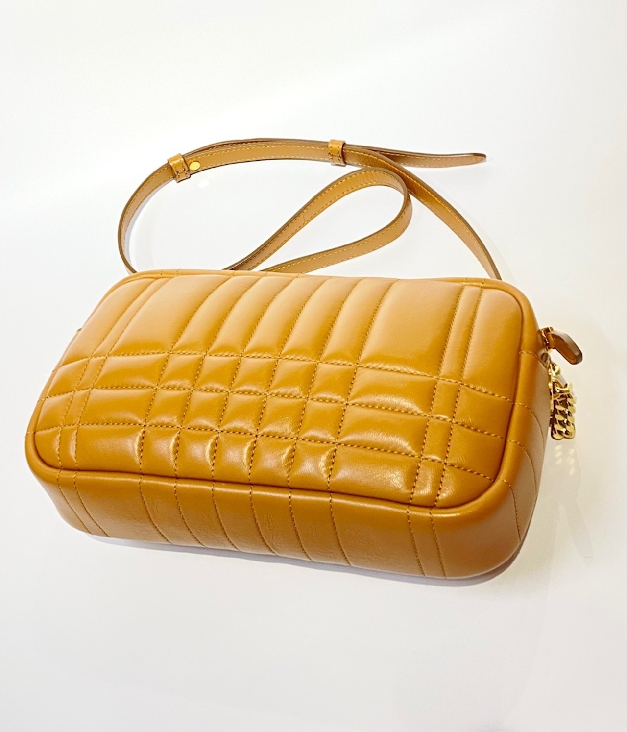 BURBERRY バーバリー バック ショルダー 8060895/B1475