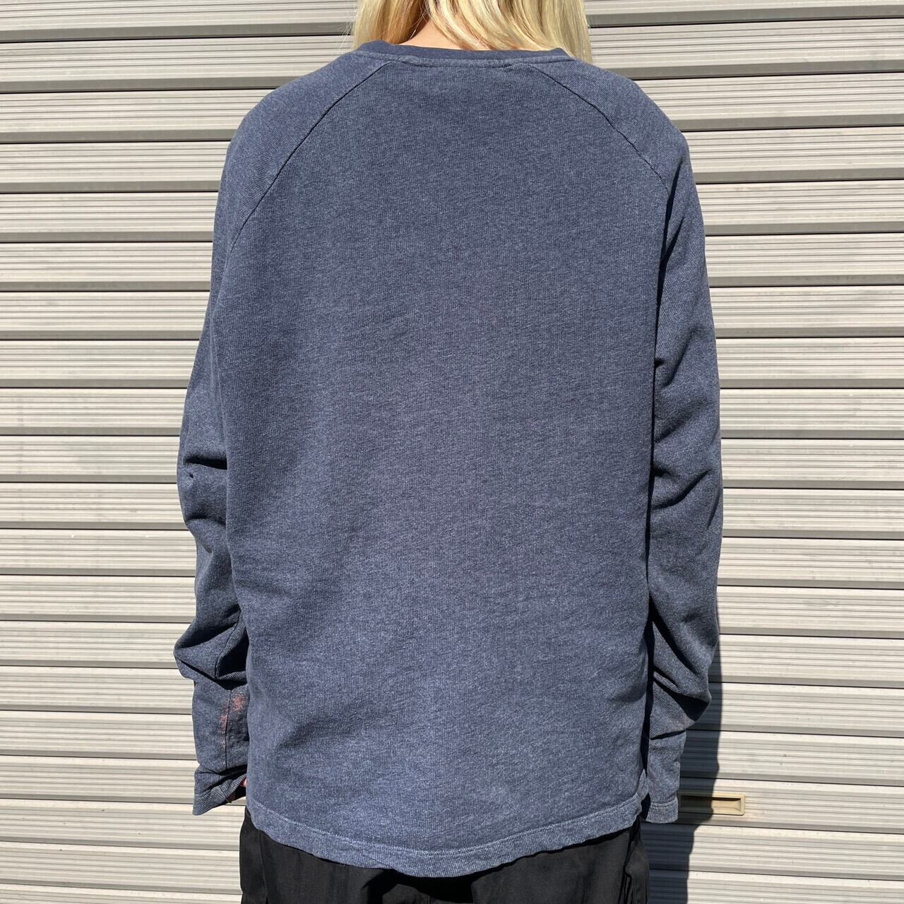 patagonia メンズ L グレー ポロシャツ古着屋購入STARstussy patagonia パタゴニア フロントロゴ プリント ラグランスウェット